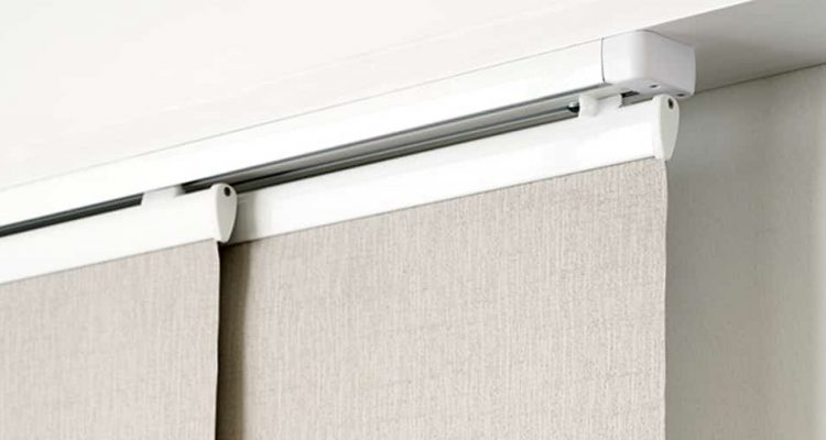 White Panel Guide Blinds For Sliding And Wide Windows